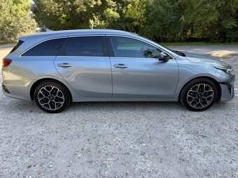 Kia Ceed SW 1.6 CRDi MHEV GT-Line A/T - 4