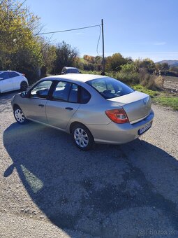 Renault Thalia 1.2 55KW 2011 - 4