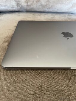 Apple MacBook Pro 13” (2020, i5, 500GB) - 4