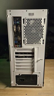 Herný PC • i7 8700 • GTX 1080 Ti 11GB • 16GB - 4