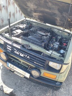TOYOTA LAND CRUISER LJ 73 - 4