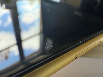 iPhone 11 - 4