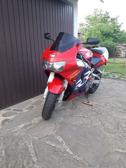 Honda cbr 900rr - 4