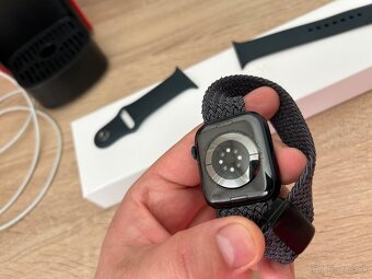 Apple Watch 8 45mm - 4
