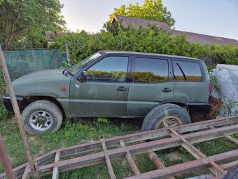 Nissan Terrano 2 2.7td 4x4 - 4