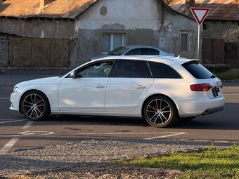 Audi A4 B8 2009 3.0 TDI V6 - 4