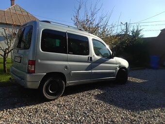 Predám Citroen berlingo 1,6tdi - 4
