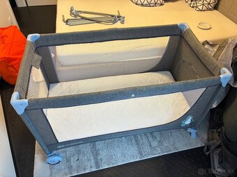 Prenosná postielka Kinderkraft s matracom - 4