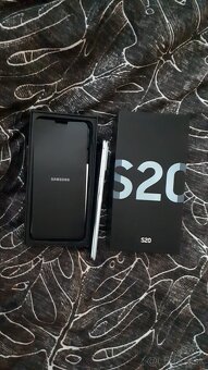 Predám Samsung Galaxy S20 - NOVÝ - 4
