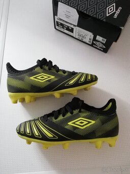 Detské kopačky a halová obuv v 30 - 4