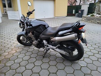 Honda Hornet CB900F - 4