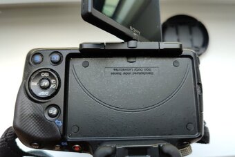 Sony Alpha SLT-A55V + Sony 16-50/2.8 SSM - 4