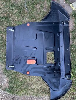 Plech pod motor Ford Focus - 4