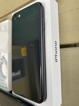 Predam iPhone SE 2020 64GB Black - 4