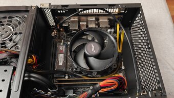 Predam mini ITX PC - bez HDD - 4