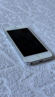 iPhone 5 32GB Silver - 4
