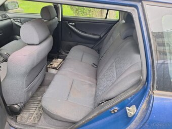 Toyota corolla - 4