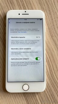 Apple iPhone 8 biely, 64 GB + extra tvrdené sklo - 4