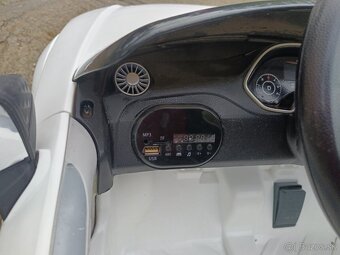 Elektricke auto Audi quatro - 4