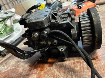 Vysokotlakové čerpadlo 2.5 TDi 132 kW - 4