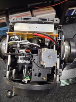 Predám rotačné hlavy 90W led focus,prisma 2x gobo kotúč - 4