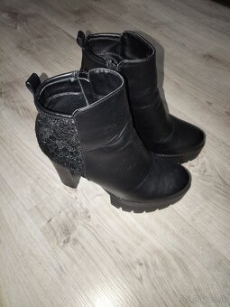 čižmy - veľ. 39 - 4