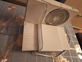 Elektricky krájač chleba 1 - 4