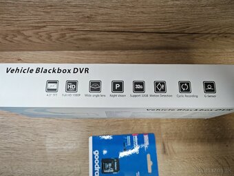 Nove spätné zrkadlo so zabudovanou kamerou a zadnou kamerou - 4