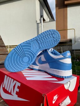 Nike Dunk Low UNC - 4