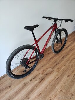 Trek Marlin 8 Crimson 2023 XL - 4