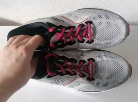 SAUCONY RIDE 14 - FOG/CHERRY PC:119,90EUR Bežecké tenisky - 4