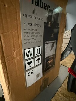 Predám elektrickú piecku Faber Opti-Myst Stockbridge - 4
