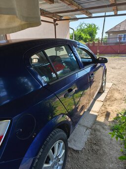 Predám Opel Astra h 1.7 CDTI 74 kw - 4