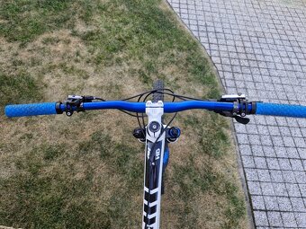 Ibis Mojo HD – RockShox/Fox/XT + doplnky - 4