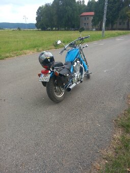 Suzuki intruder VS 600 - 4