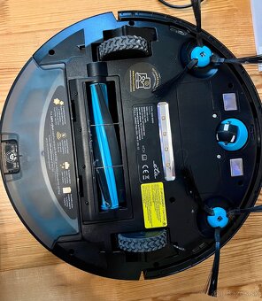 Robotický vysávač ETA - 4