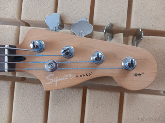 basgitara-fender squier precision bass - 4