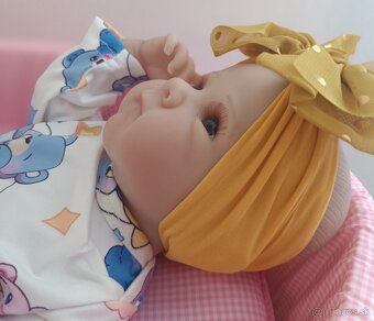 Realistická bábika Monika - 4