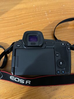 Canon EOS R + Battery grip - 4