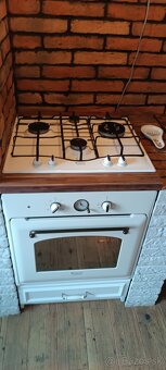 Vstavaná elektrická rúra a plynová platňa - 4