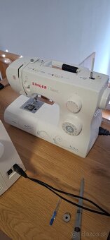 Šijací stroj Singer 3323 - 4