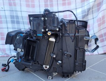 Kompletný blok kúrenia AUDI A6 - 4