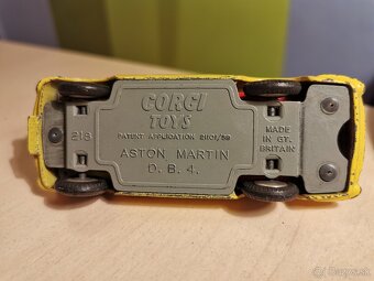 Corgi toys Aston Martin DB4 - 4