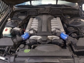 BMW E38 V12 240KW - 4