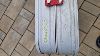 Skladací kempingový stôl Quechua + 4 stoličky – pre 4 osoby - 4