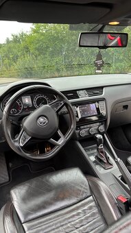 Škoda Octavia III 2.0 TDI RS Combi Šedá metalíza - 4