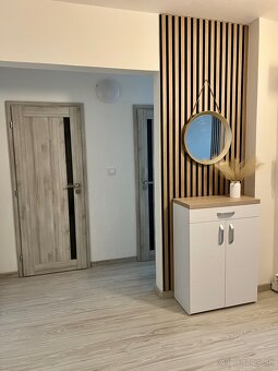 Zariadený 3-izbový byt s klimatizáciou a balkónom - 4