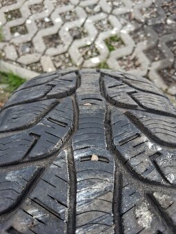 Predam 4 kusi zimné pneu dezén 5-6 mm 175/65 R14 kleber - 4