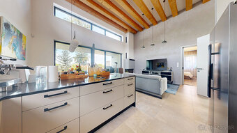 Luxusný rodinný dom pri golfovom rezorte Penati - 4