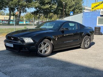 Ford Mustang V6 3.7L. 227kw Automat - 4